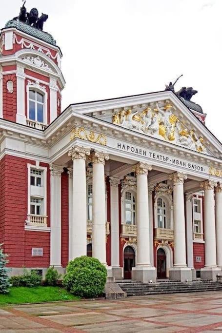 Top Center Studio 3 Sofia Exterior photo